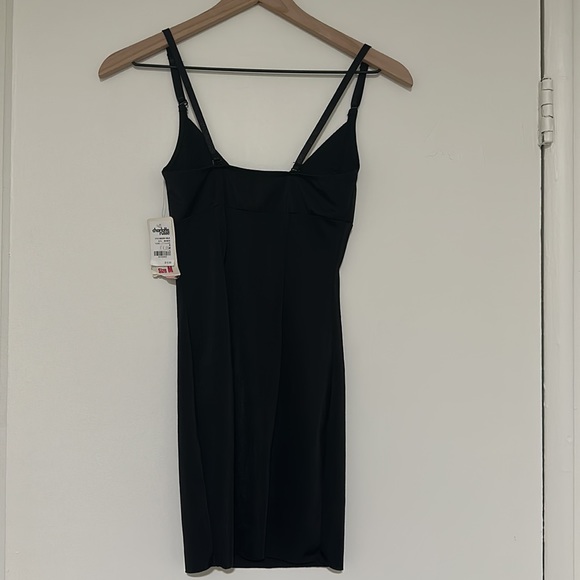 Black seamless shapewear slip dress - Picture 6 of 6